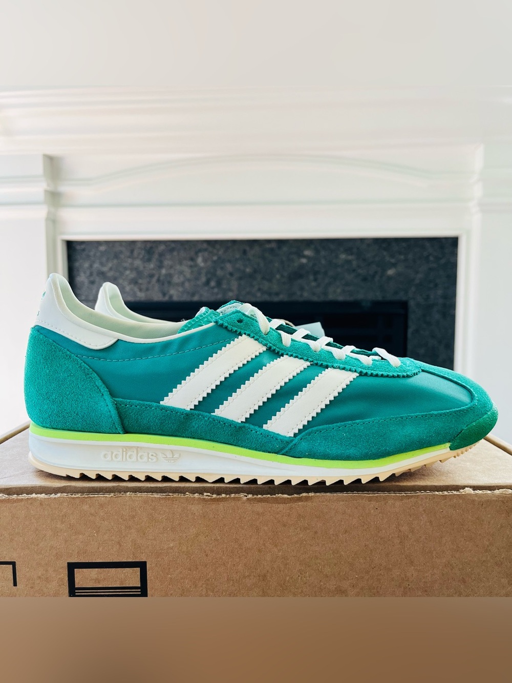Sz 8 adidas SL 72 OG Court Green/Ivory Women's Sneakers JQ7397